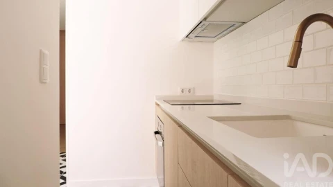 Apartamento T1 para Venda em Penha de França