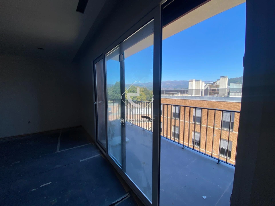 Apartamento T2 para Venda em São Jorge e Ermelo Foto 4