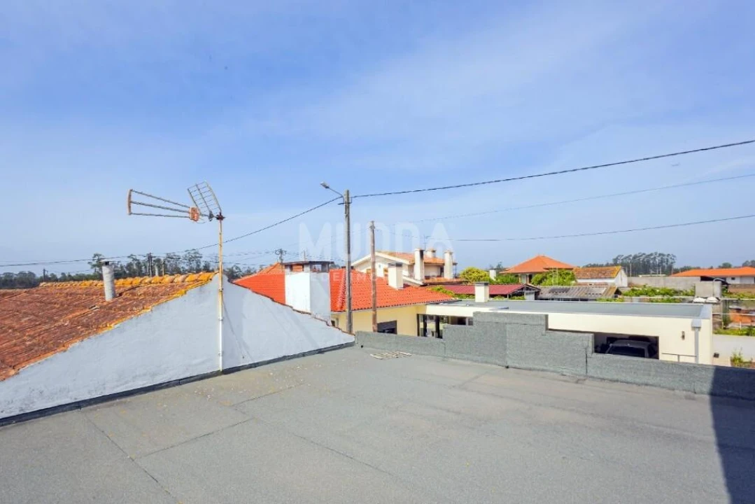 Moradia T3 para Venda em Valega Foto 25