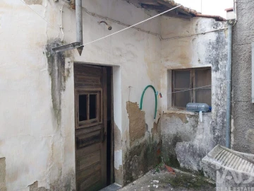 Moradia para Venda em Amiais de Baixo