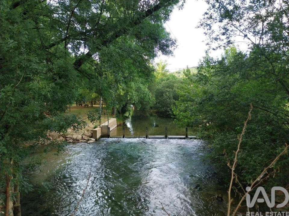 Moradia para Venda em Amiais de Baixo Foto 34