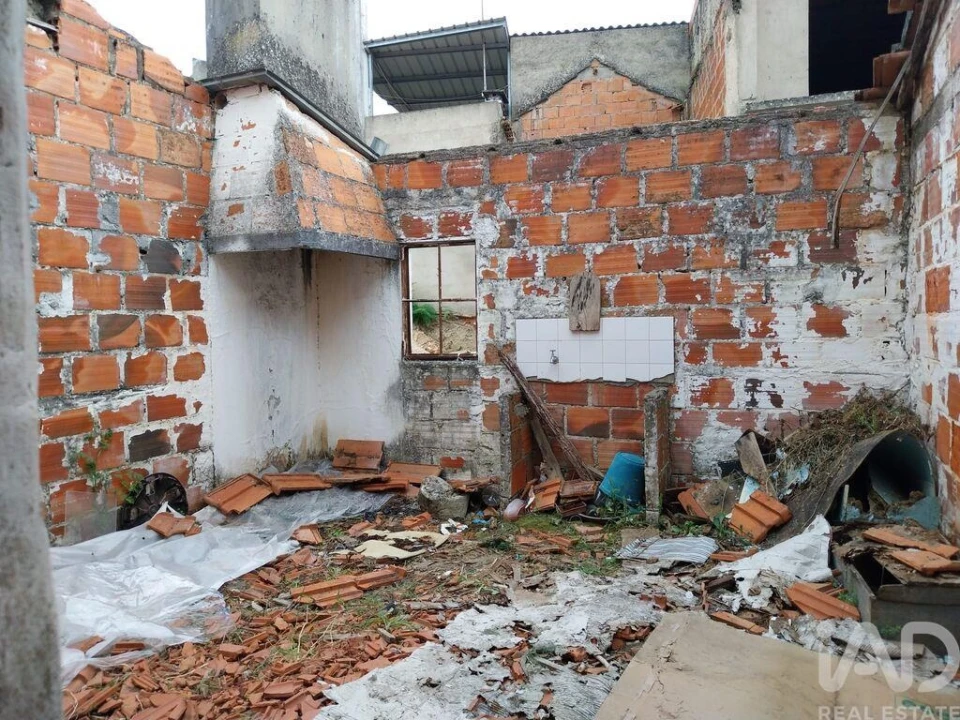 Moradia para Venda em Amiais de Baixo Foto 10