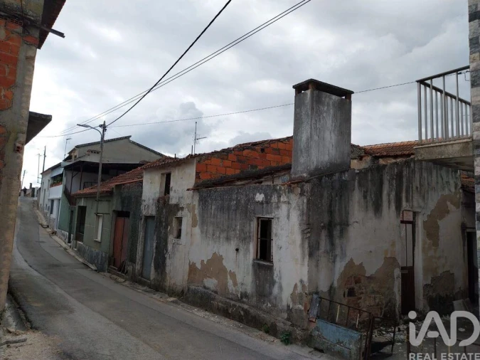 Moradia para Venda em Amiais de Baixo Foto 5