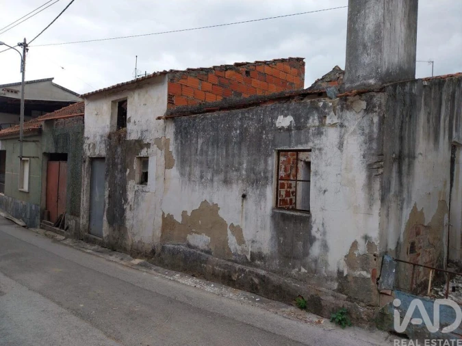 Moradia para Venda em Amiais de Baixo