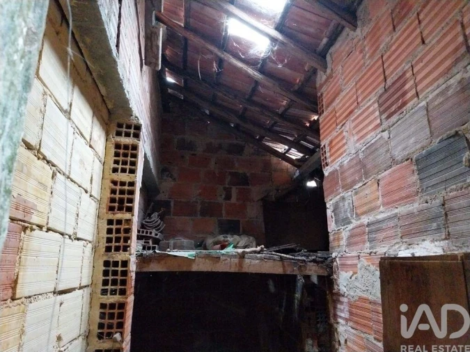 Moradia para Venda em Amiais de Baixo Foto 18