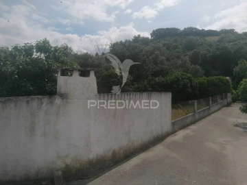 Terreno para Venda em Alverca do Ribatejo e Sobralinho