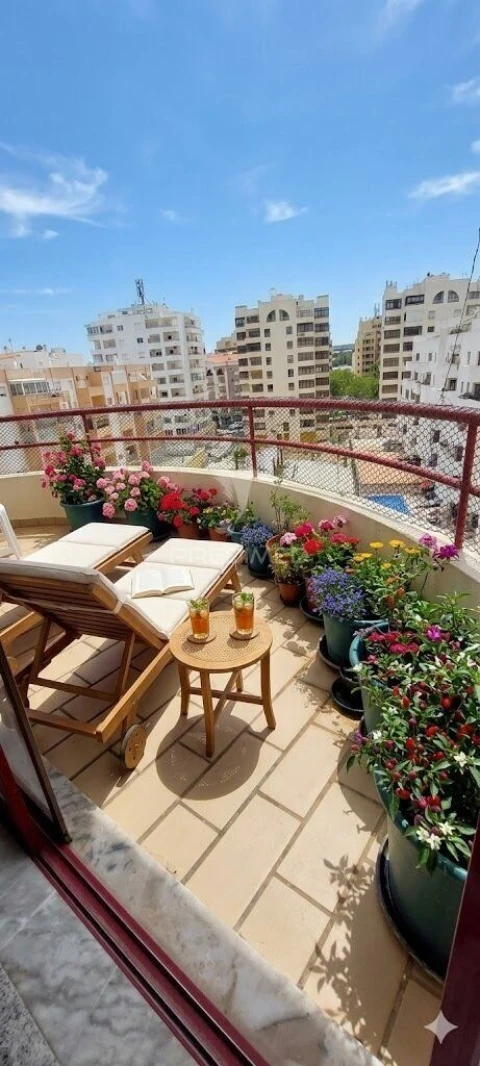 Apartamento T1 para Venda em Quarteira