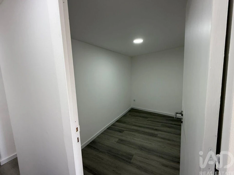 Moradia T2 para Venda em São João de Areias Foto 16