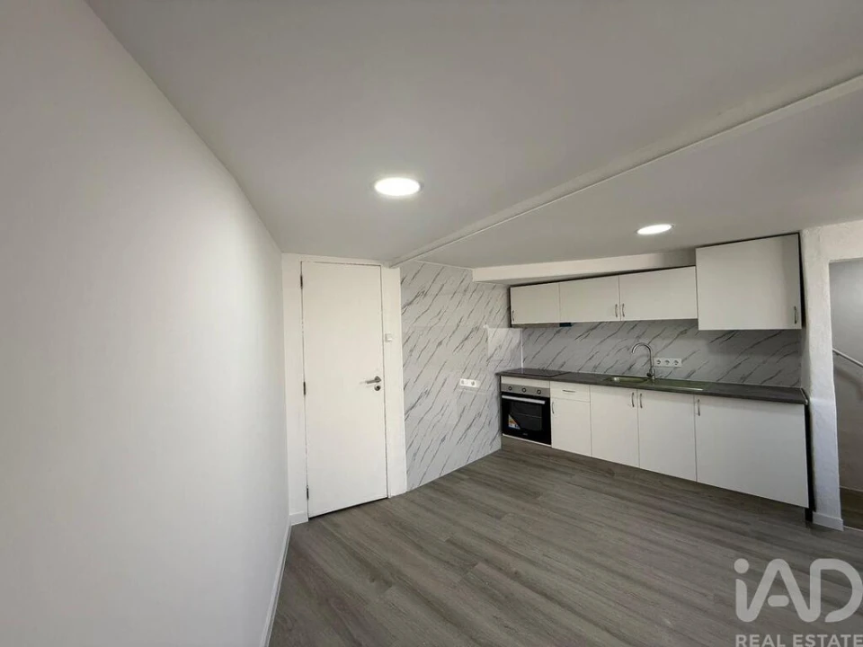 Moradia T2 para Venda em São João de Areias Foto 3