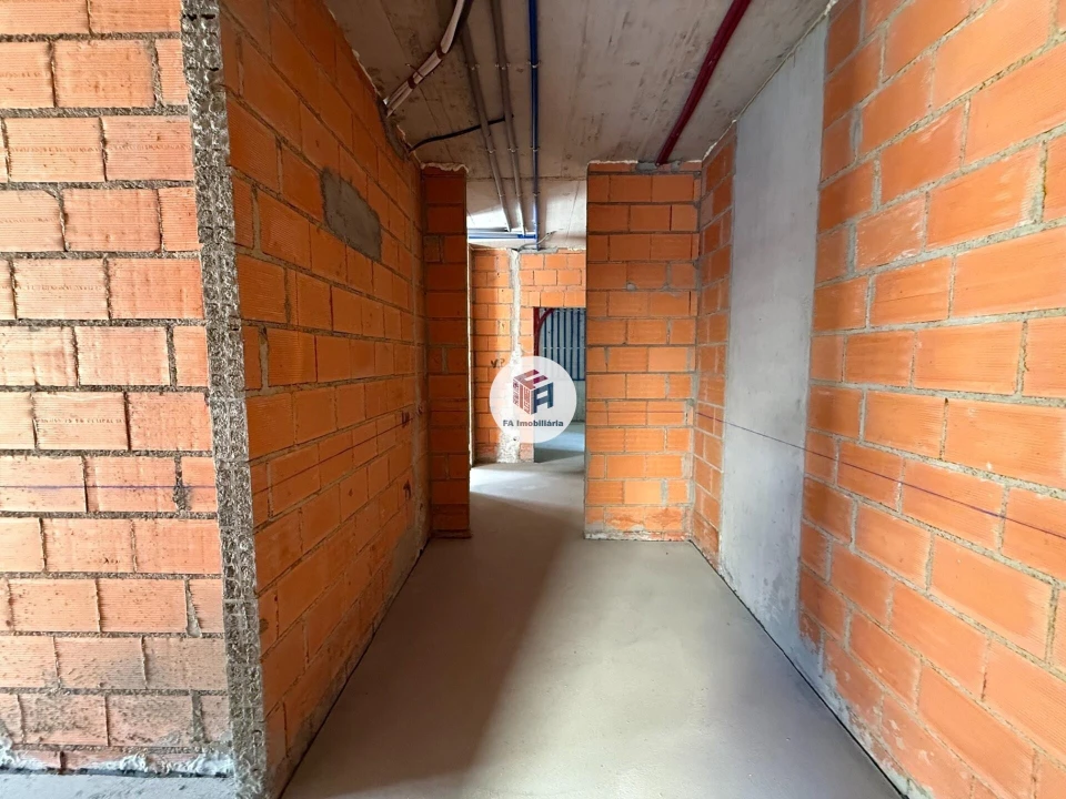 Apartamento T1 para Venda em Cidade da Maia Foto 17