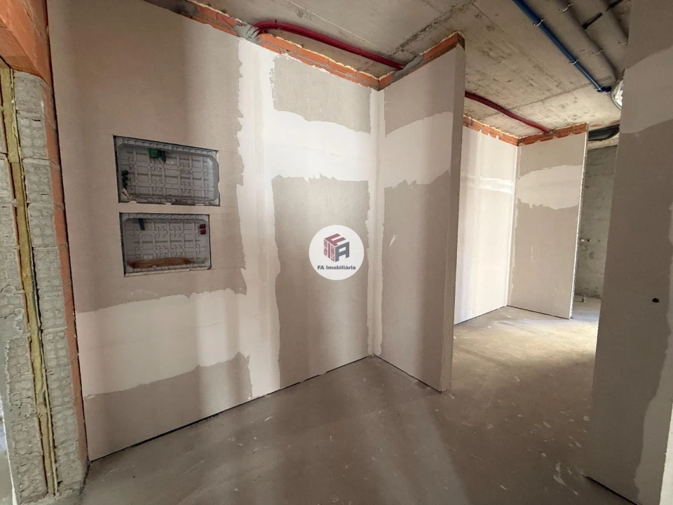 Apartamento T1 para Venda em Cidade da Maia Foto 3