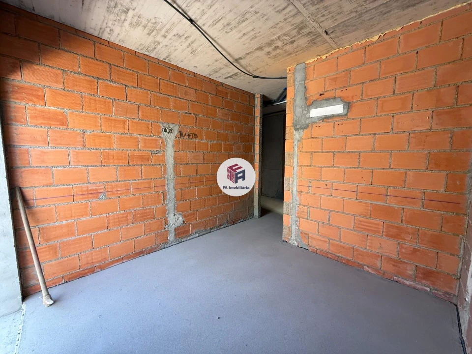 Apartamento T1 para Venda em Cidade da Maia Foto 16