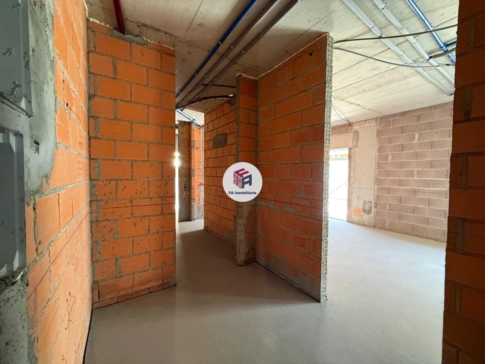 Apartamento T1 para Venda em Cidade da Maia Foto 2