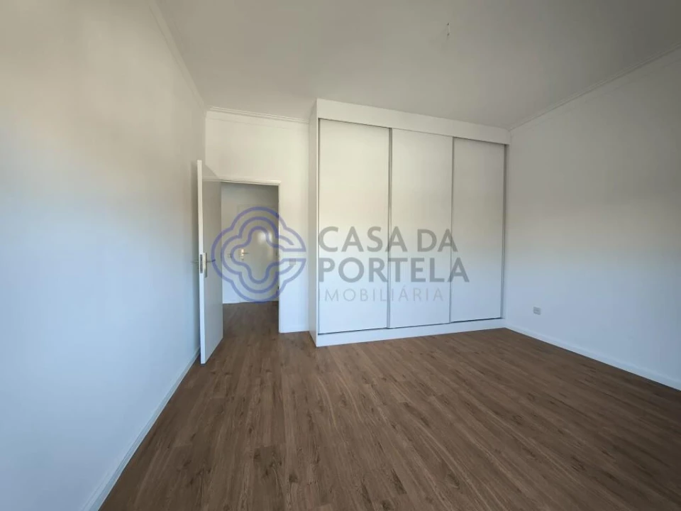 Apartamento T3 para Venda em Aguas Santas Foto 11