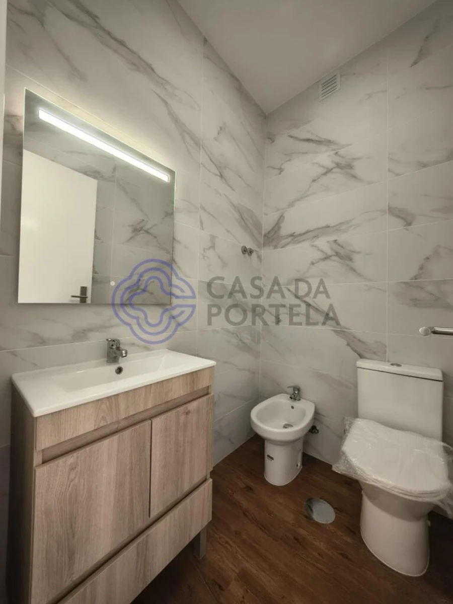 Apartamento T3 para Venda em Aguas Santas Foto 5