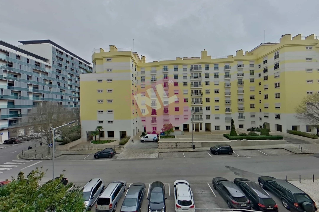 Apartamento T1 para Arrendamento em Lumiar Foto 35