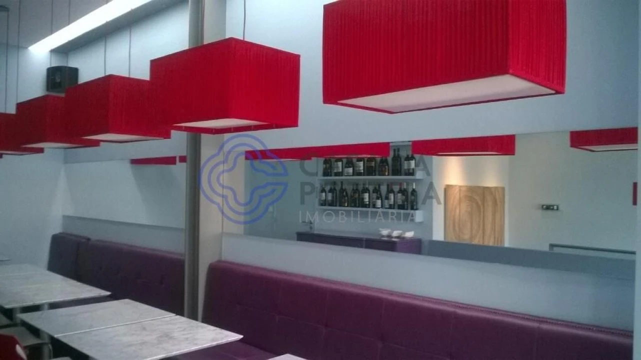 Prédio para Venda em Lordelo do Ouro e Massarelos Foto 20