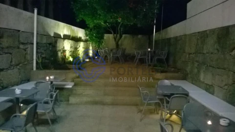Prédio para Venda em Lordelo do Ouro e Massarelos
