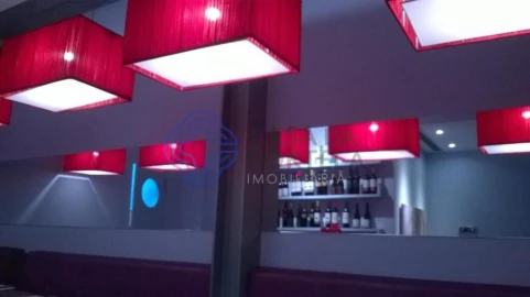 Prédio para Venda em Lordelo do Ouro e Massarelos
