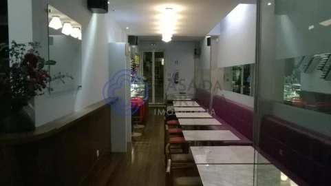 Prédio para Venda em Lordelo do Ouro e Massarelos