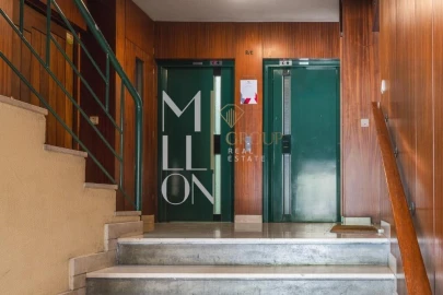 Apartamento T2 para Venda em Ramalde