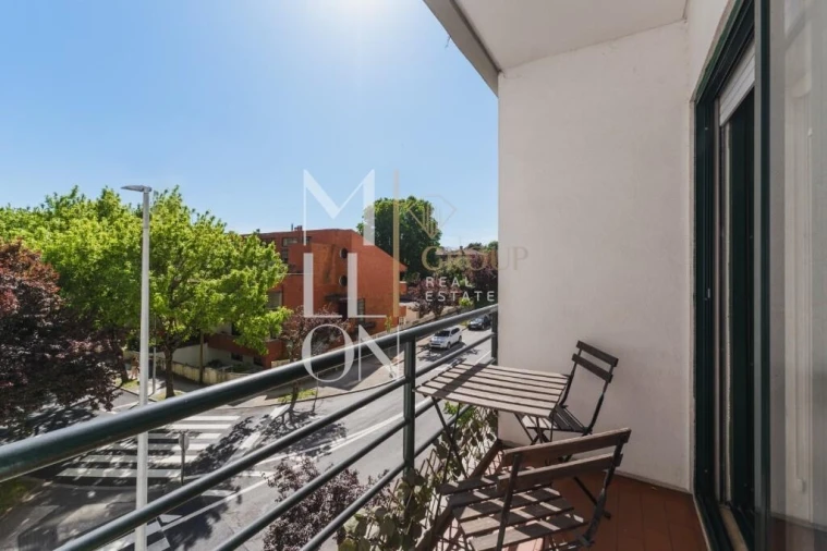 Apartamento T2 para Venda em Ramalde Foto 5