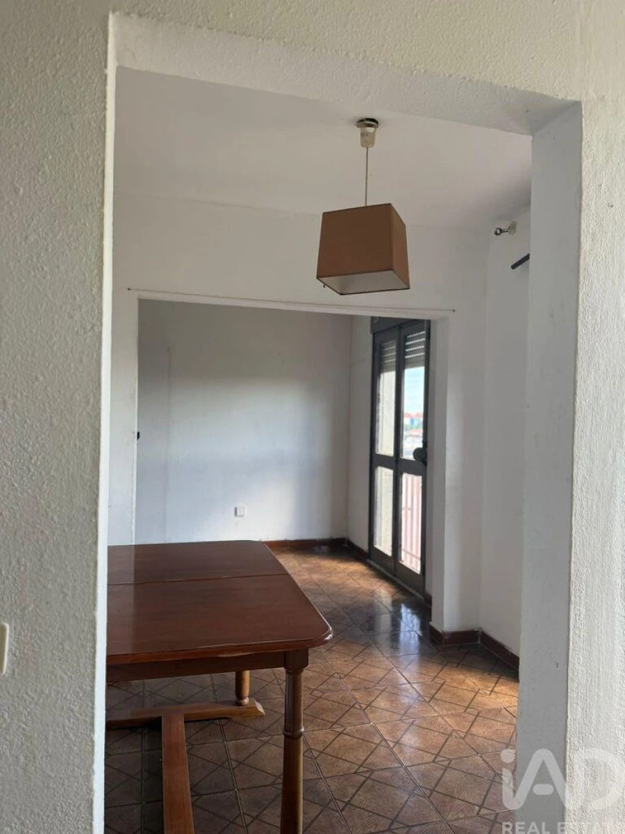 Apartamento T2 para Venda em Baixa da Banheira e Vale da Amoreira Foto 3