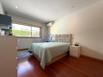Moradia T3 para Venda em Creixomil