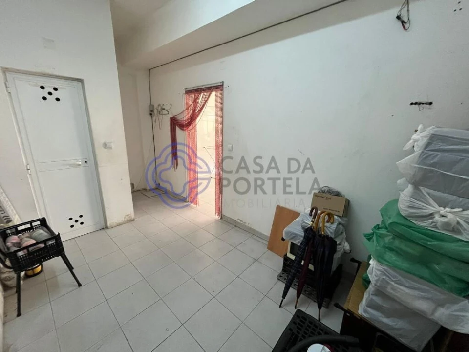 Loja para Venda em Ramada e Caneças Foto 12
