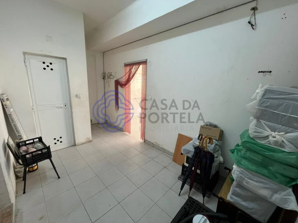 Loja para Venda em Ramada e Caneças Foto 9