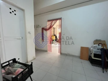 Loja para Venda em Ramada e Caneças