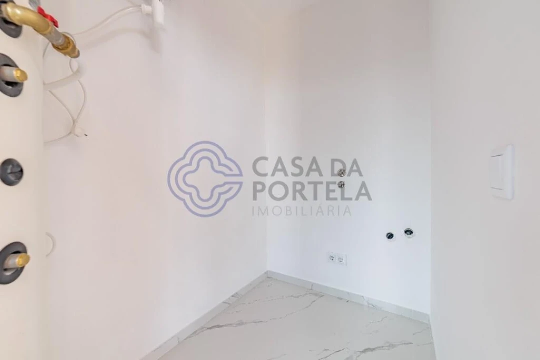 Apartamento T4 para Venda em Matosinhos e Leça da Palmeira Foto 16