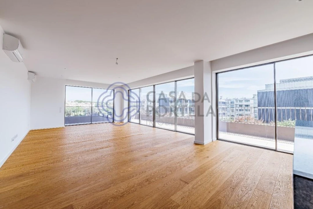 Apartamento T4 para Venda em Matosinhos e Leça da Palmeira Foto 1