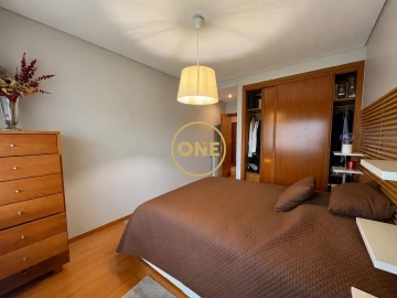 Apartamento T3 para Venda em Póvoa de Varzim, Beiriz e Argivai