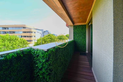 Apartamento T3 para Venda em Póvoa de Varzim, Beiriz e Argivai