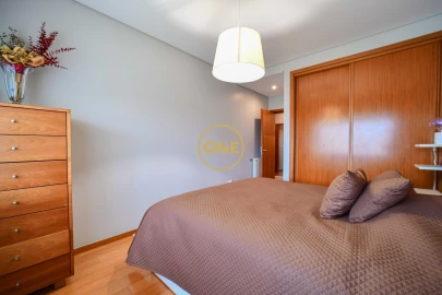 Apartamento T3 para Venda em Póvoa de Varzim, Beiriz e Argivai