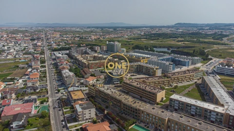 Apartamento T3 para Venda em Póvoa de Varzim, Beiriz e Argivai