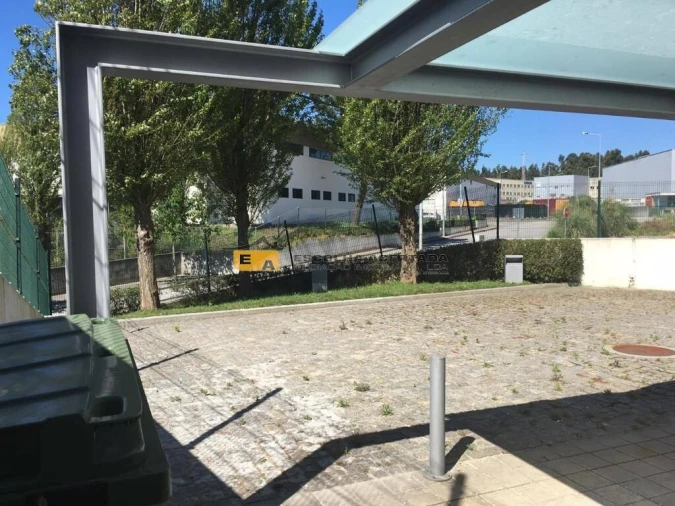 Armazém para Arrendamento em Moreira Foto 9