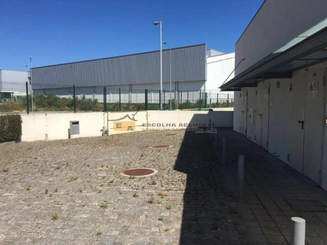 Armazém para Arrendamento em Moreira Foto 8