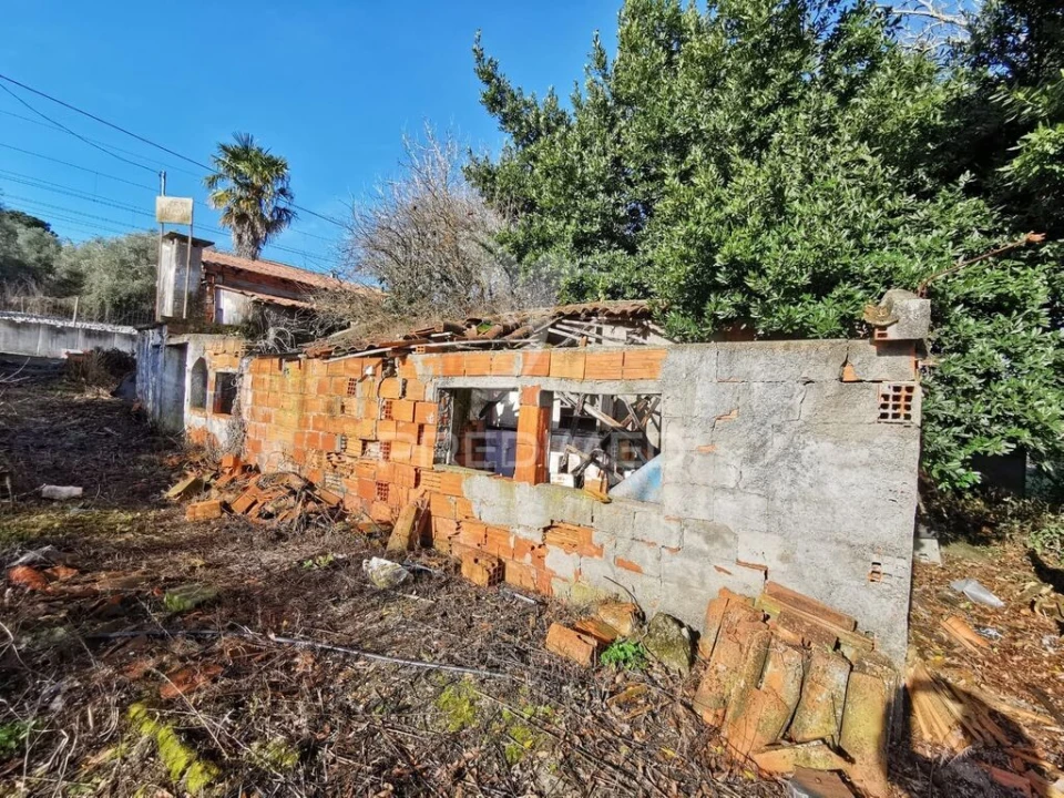 Moradia T1 para Venda em Olaia e Paço Foto 7