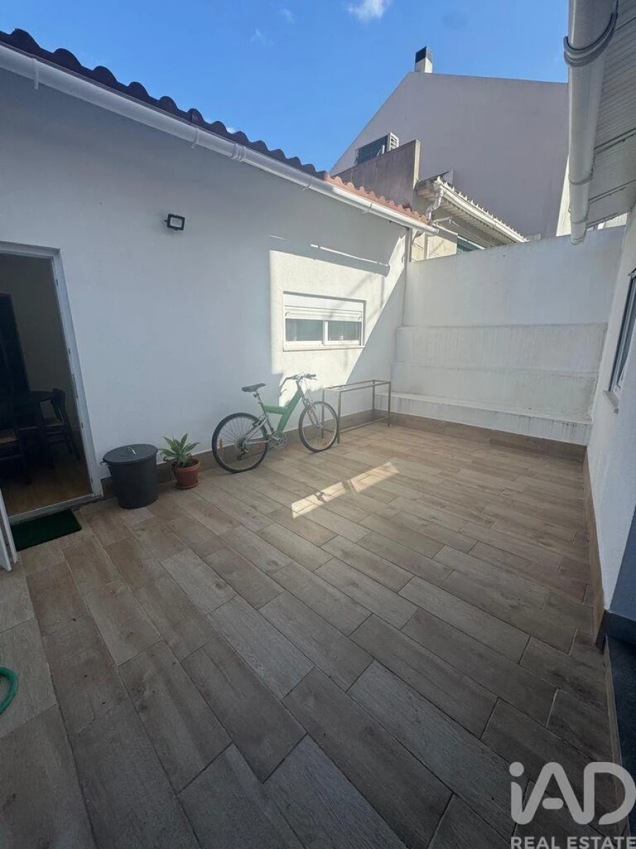 Moradia T2 para Arrendamento em Santa Iria de Azoia, São João da Talha e Bobadela Foto 4