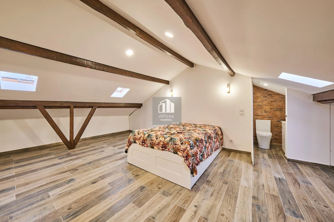 Apartamento T3 para Venda em Almada, Cova da Piedade, Pragal e Cacilhas Foto 12