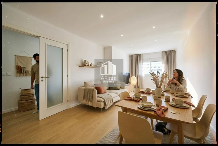 Apartamento T2 para Venda em Costa da Caparica Foto 3