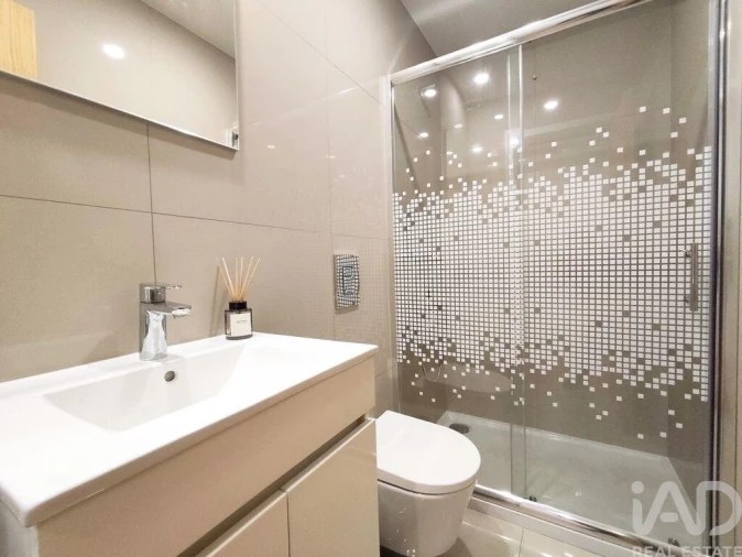 Apartamento T1 para Venda em Cedofeita, Santo Ildefonso, Sé, Miragaia, São Nicolau e Vitória Foto 15