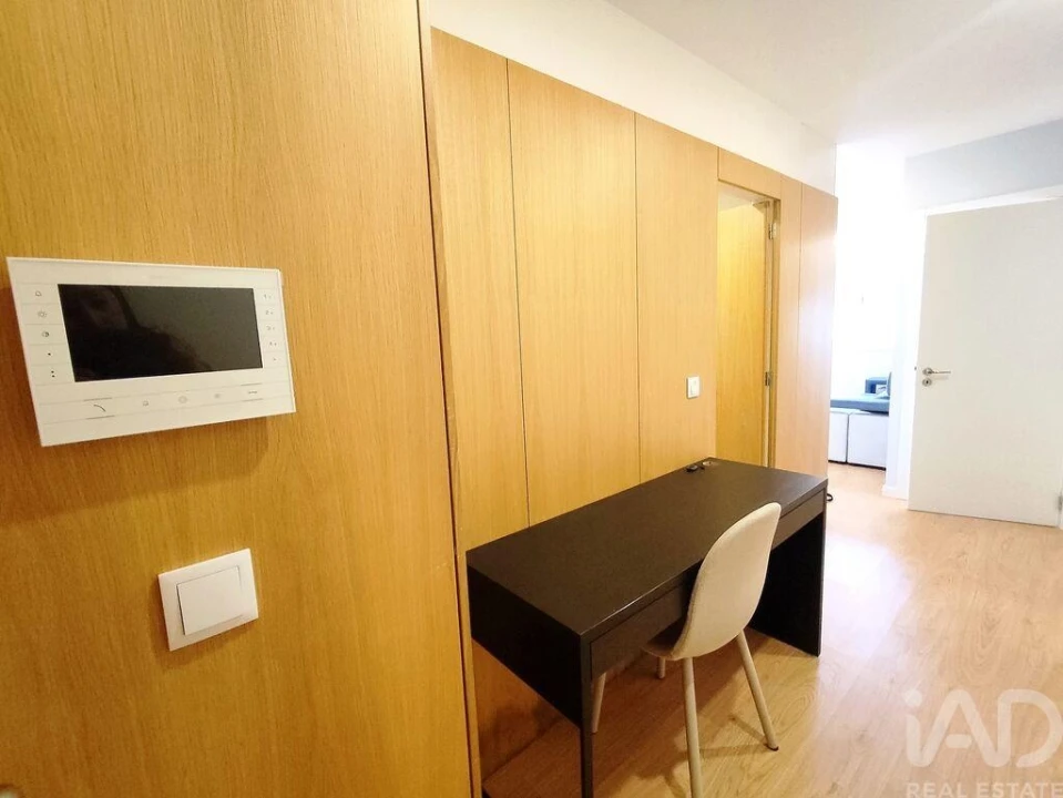Apartamento T1 para Venda em Cedofeita, Santo Ildefonso, Sé, Miragaia, São Nicolau e Vitória Foto 2