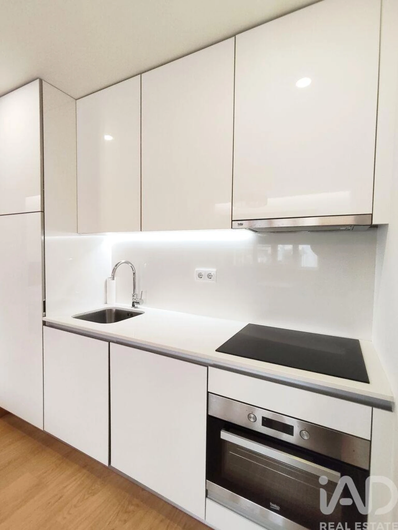 Apartamento T1 para Venda em Cedofeita, Santo Ildefonso, Sé, Miragaia, São Nicolau e Vitória Foto 10