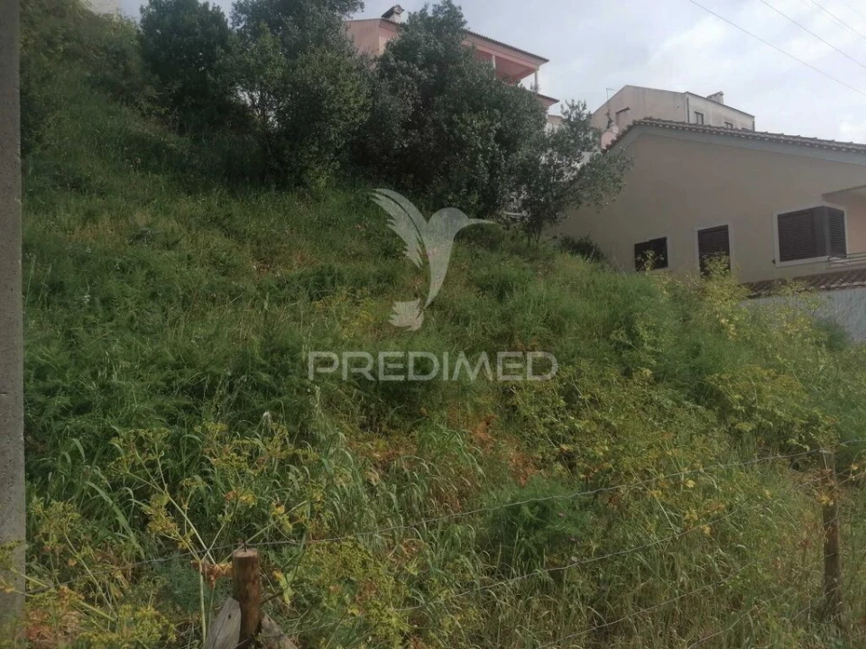 Terreno para Venda em Alverca do Ribatejo e Sobralinho Foto 1
