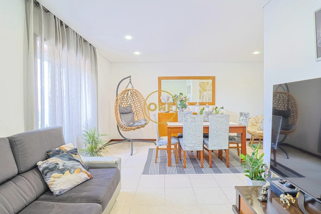 Apartamento T3 para Venda em Bairro Foto 1