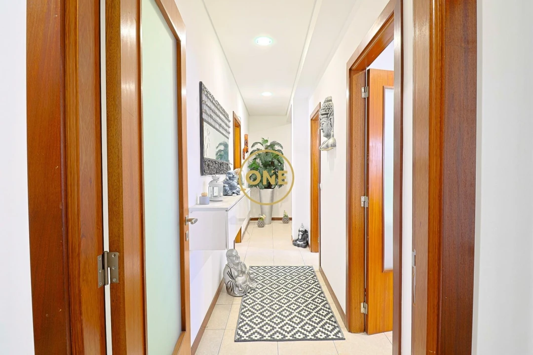 Apartamento T3 para Venda em Bairro Foto 3