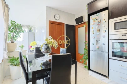 Apartamento T3 para Venda em Bairro